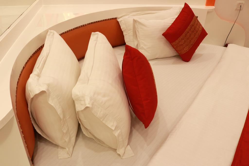 Hindustan- By Backpackers Heaven Hostel New Delhi Bagian luar foto