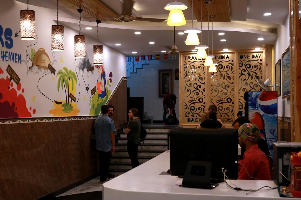 Hindustan- By Backpackers Heaven Hostel New Delhi Bagian luar foto