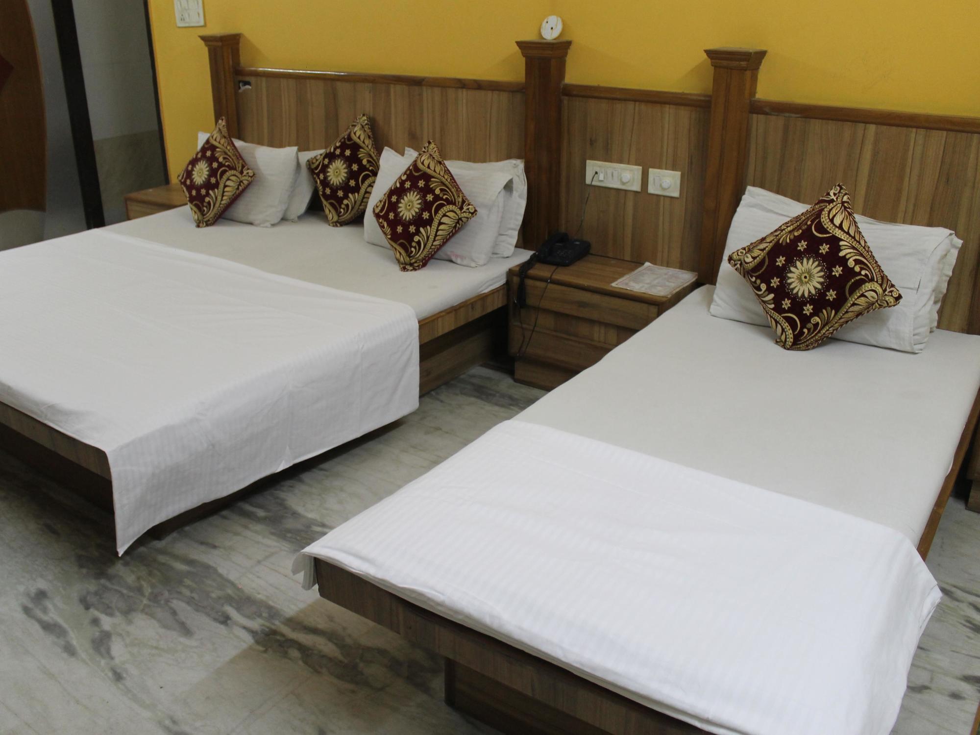 Hindustan- By Backpackers Heaven Hostel New Delhi Bagian luar foto