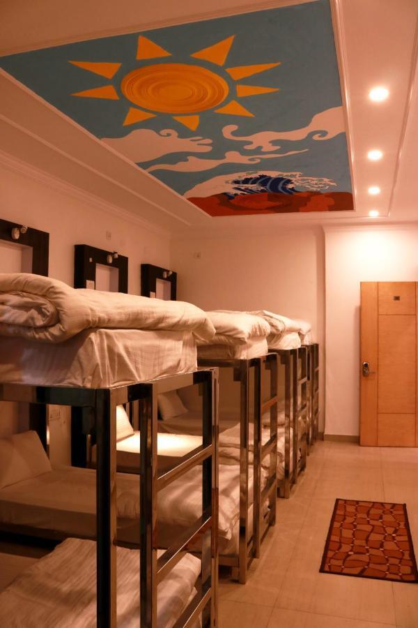 Hindustan- By Backpackers Heaven Hostel New Delhi Bagian luar foto